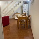 Tommy\'S House
